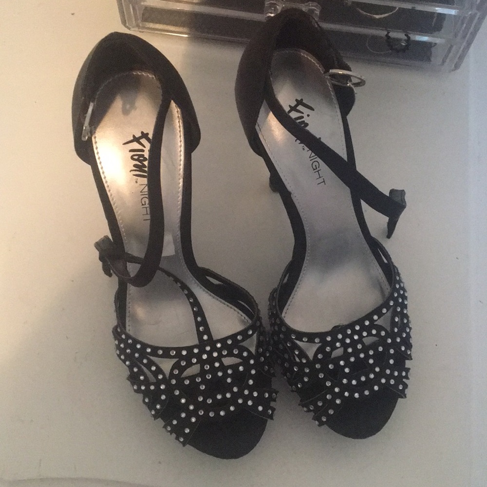 Sexy black heels